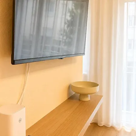 Nova Living, Balkon, Naehe Altstadt & Kostenlose Tiefgarage *